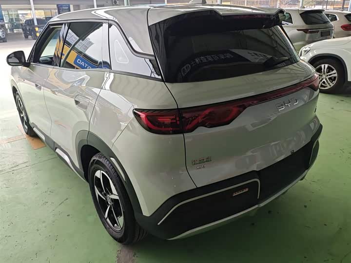 Фото 5 - BYD Yuan Up