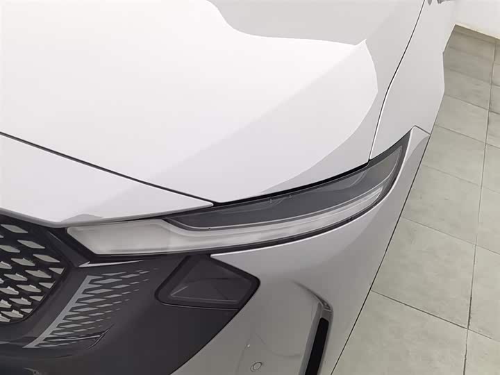 Фото 7 - Mazda EZ-6