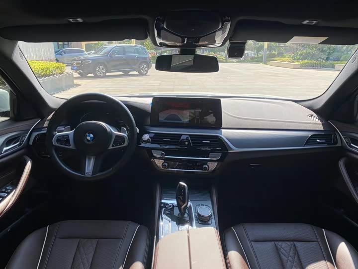 Фото 4 - BMW 5 Series