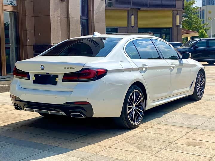 Фото 7 - BMW 5 Series