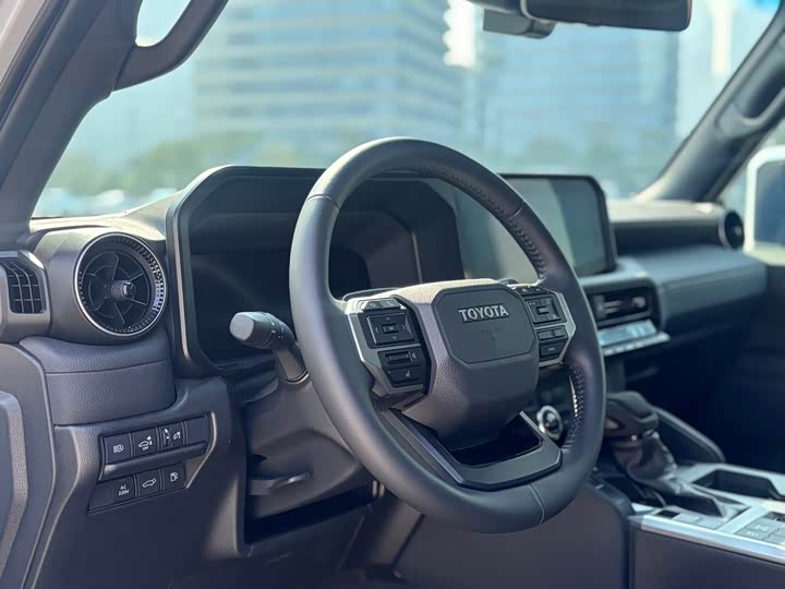 Фото 6 - Toyota Prado