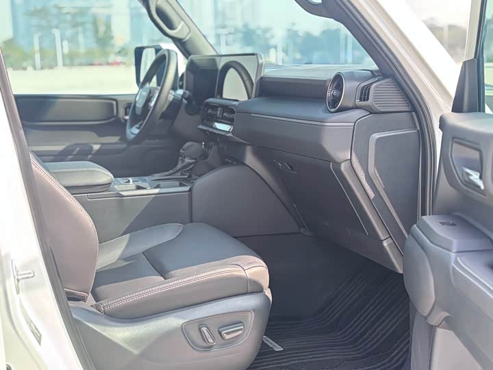 Фото 7 - Toyota Prado