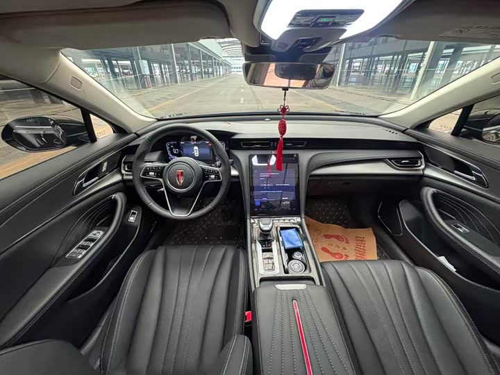 Фото 6 - Hongqi H5