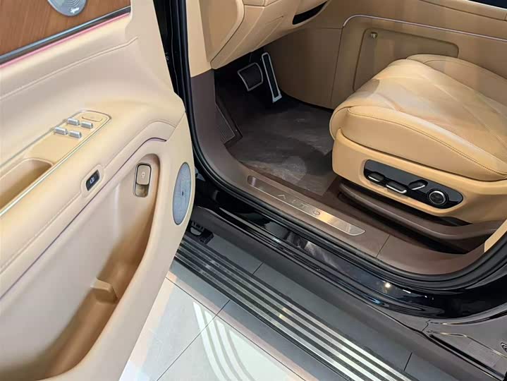 Фото 7 - Aito M9