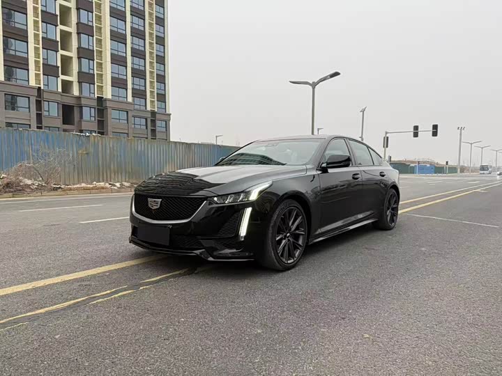 Фото 1 - Cadillac CT5