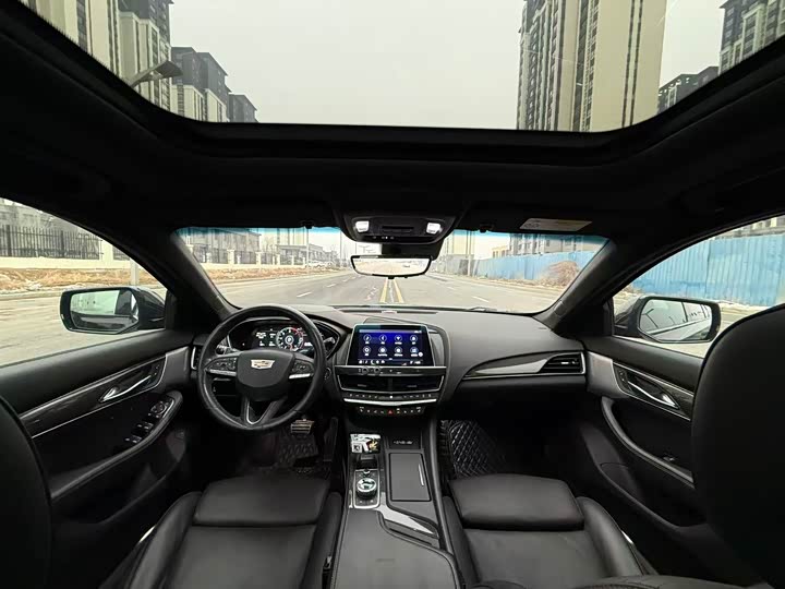 Фото 7 - Cadillac CT5