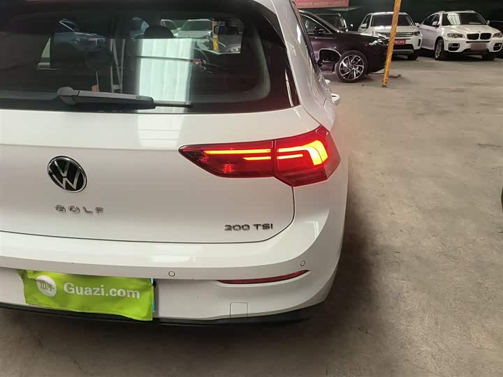 Фото 8 - Volkswagen Golf