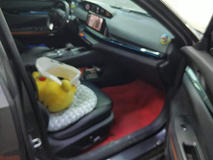 Фото 8 - Changan UNI-V