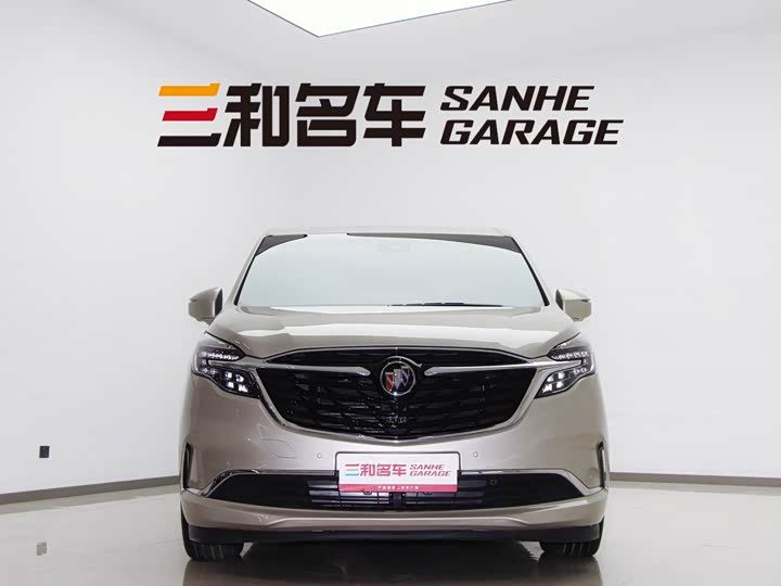 Фото 3 - Buick GL8 ES