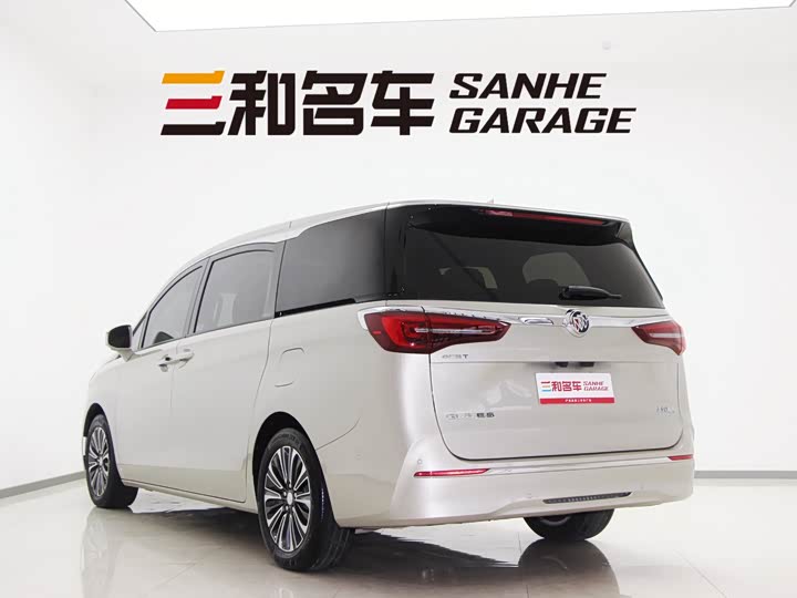 Фото 7 - Buick GL8 ES