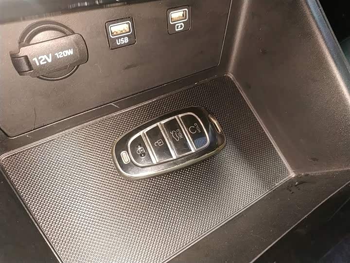 Фото 9 - Hyundai Tucson L