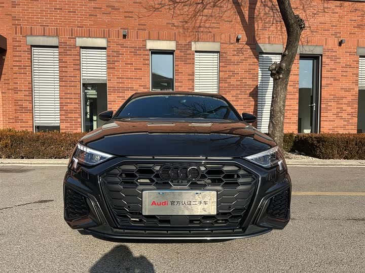 Фото 2 - Audi A3