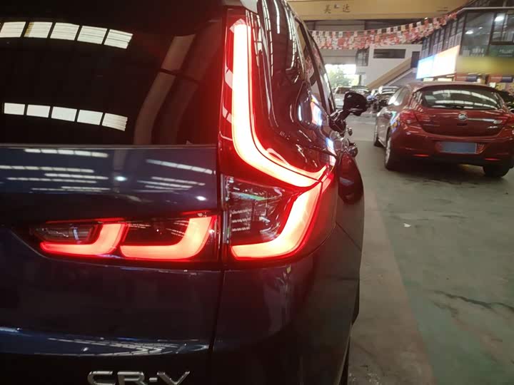 Фото 8 - Honda CR-V