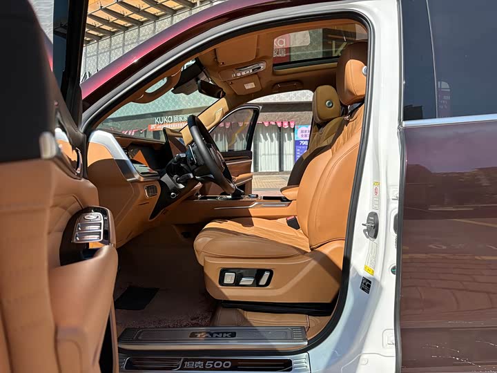 Фото 4 - Tank 500 Hybrid