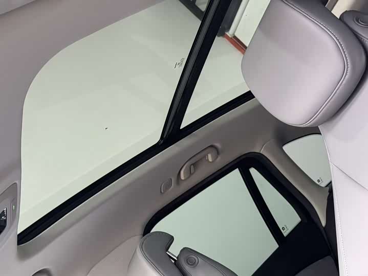 Фото 8 - Nio ES6