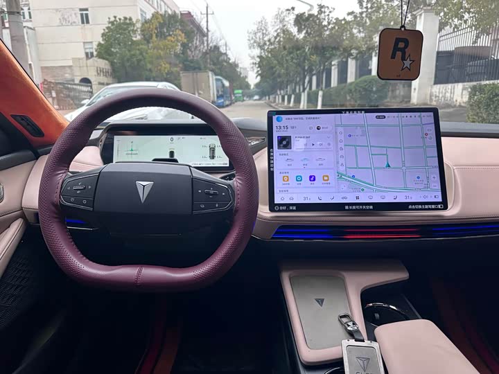 Фото 5 - Changan Deepal SL03