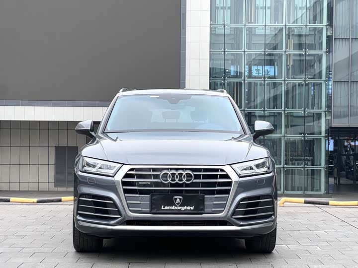 Фото 2 - Audi Q5L