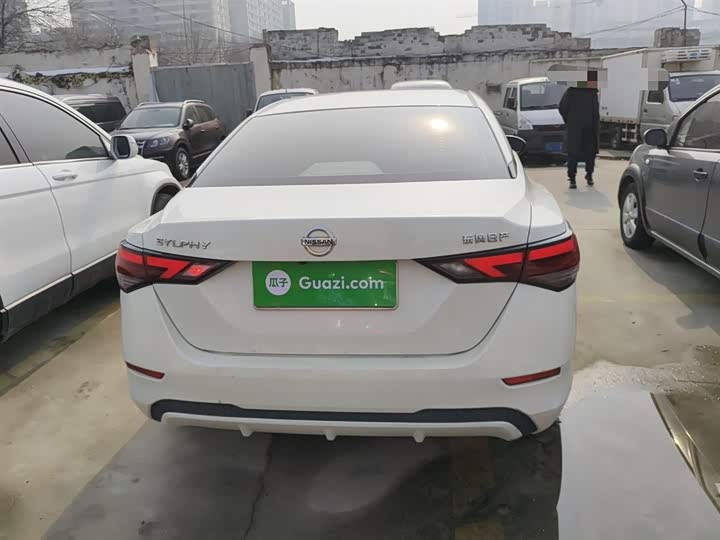 Фото 6 - Nissan Sylphy