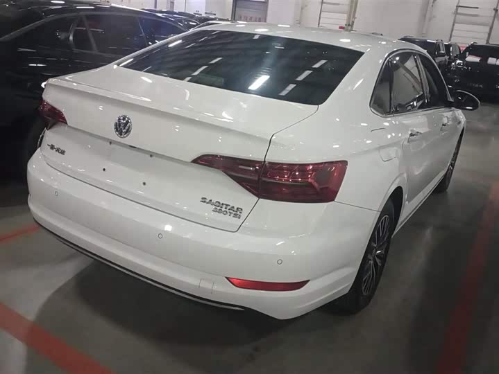 Фото 3 - Volkswagen Sagitar L