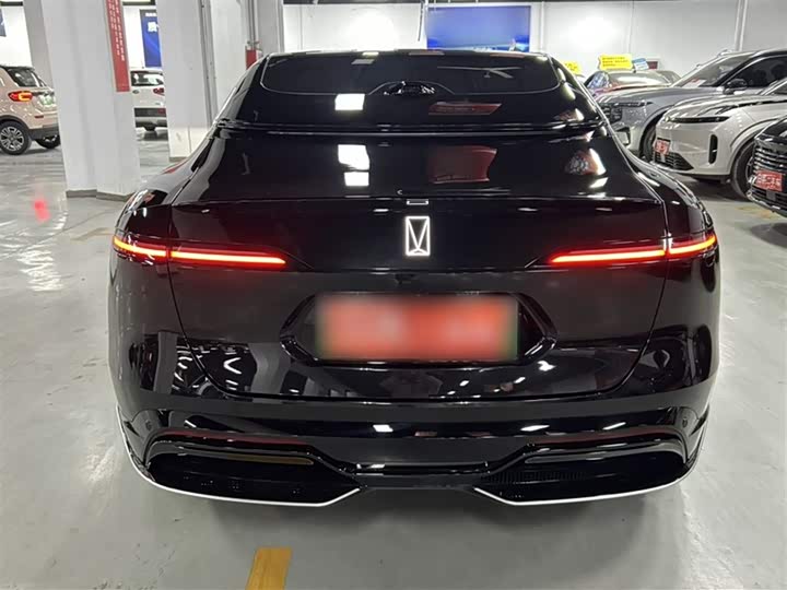 Фото 9 - Avatr 06