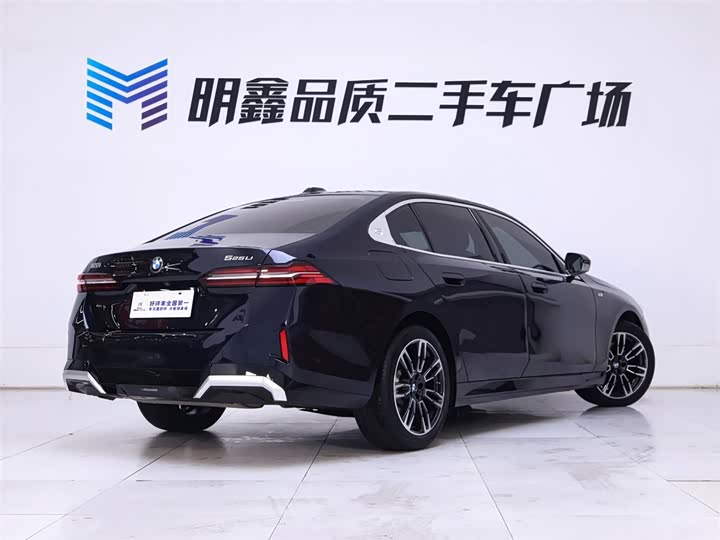 Фото 7 - BMW 5 Series