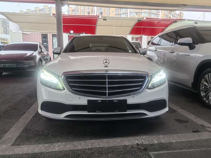 Фото 2 - Mercedes-Benz C-Class