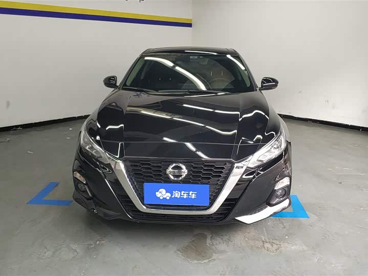 Фото 2 - Nissan Teana