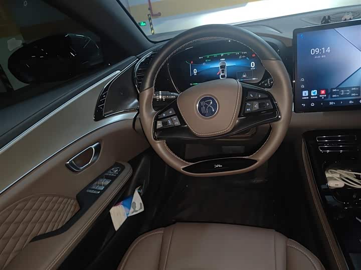 Фото 3 - BYD Han