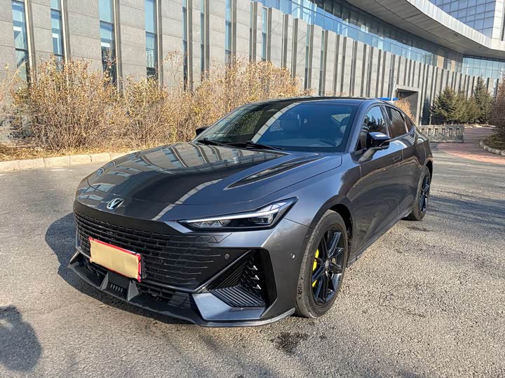 Фото 1 - Changan UNI-V