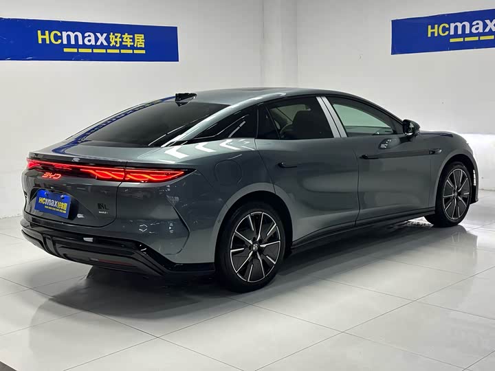 Фото 4 - BYD Han L