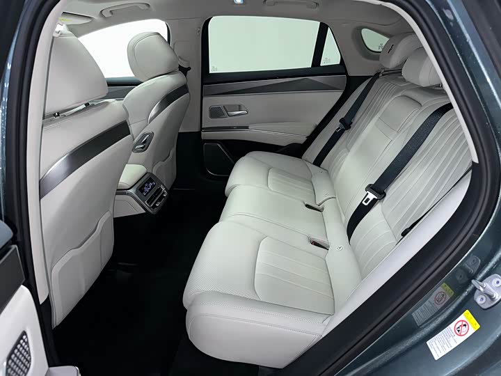 Фото 7 - BYD Han L