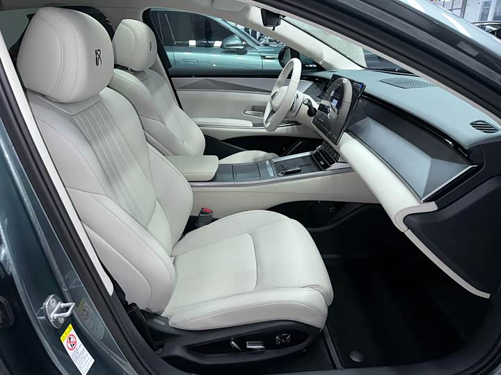 Фото 8 - BYD Han L