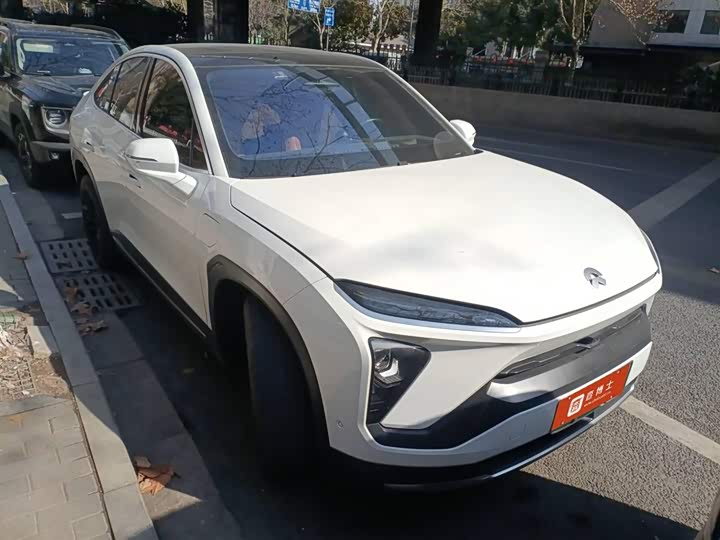 Фото 5 - Nio EC6