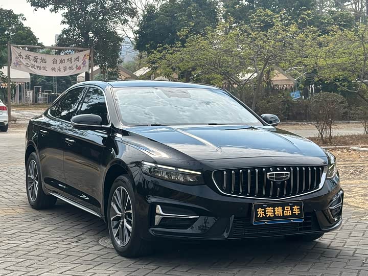 Фото 1 - Geely Preface