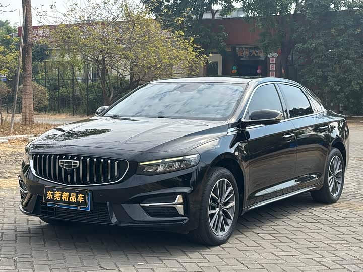 Фото 3 - Geely Preface