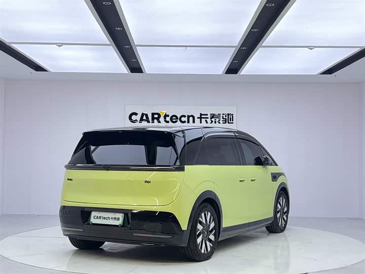 Фото 5 - Zeekr Mix