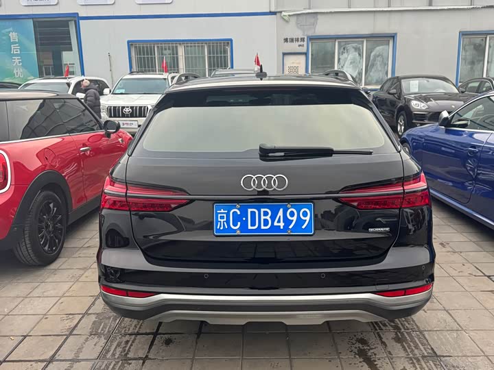 Фото 4 - Audi A6