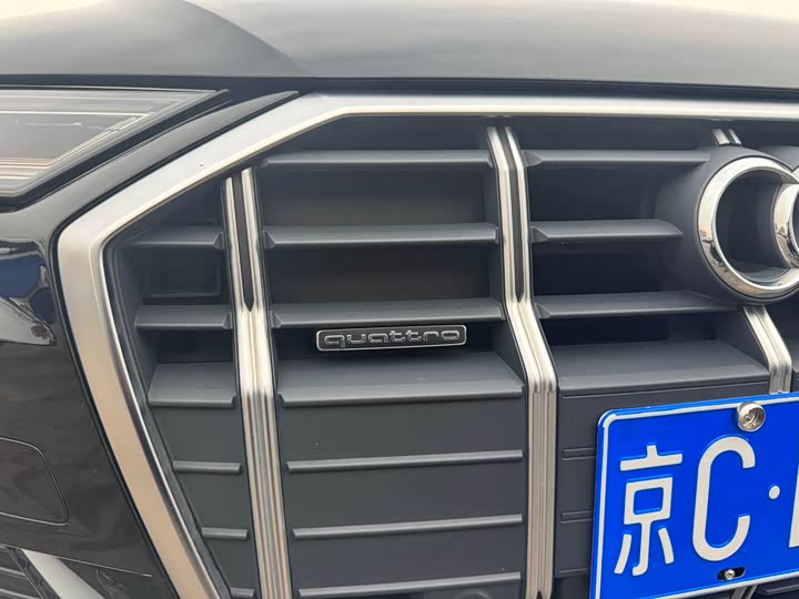 Фото 7 - Audi A6