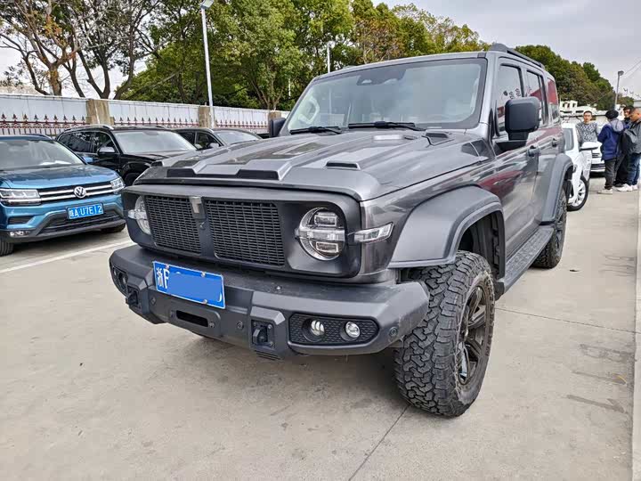 Фото 1 - Tank 300