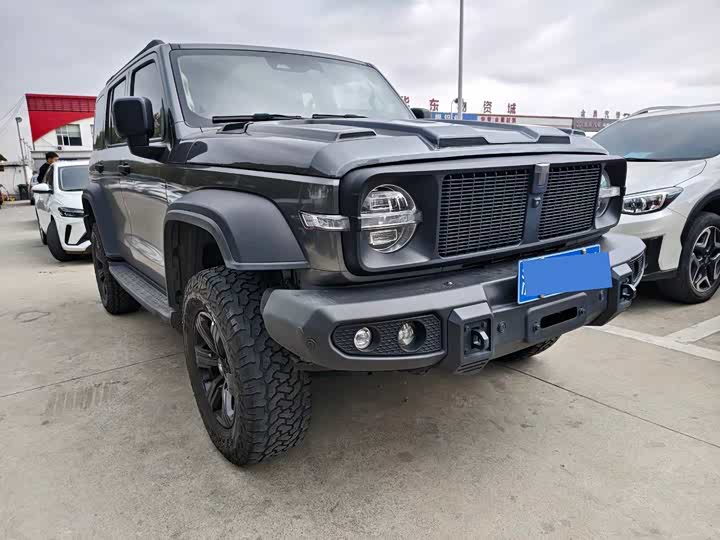 Фото 3 - Tank 300