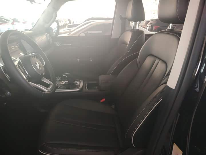 Фото 5 - Tank 300