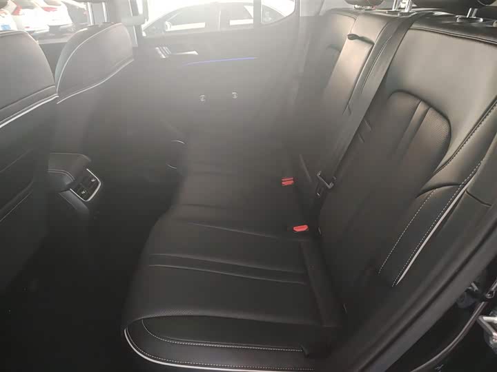 Фото 8 - Tank 300