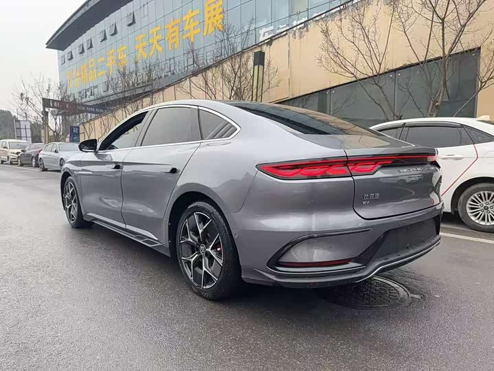 Фото 6 - BYD Han