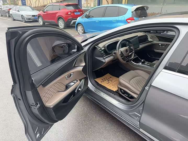 Фото 9 - BYD Han