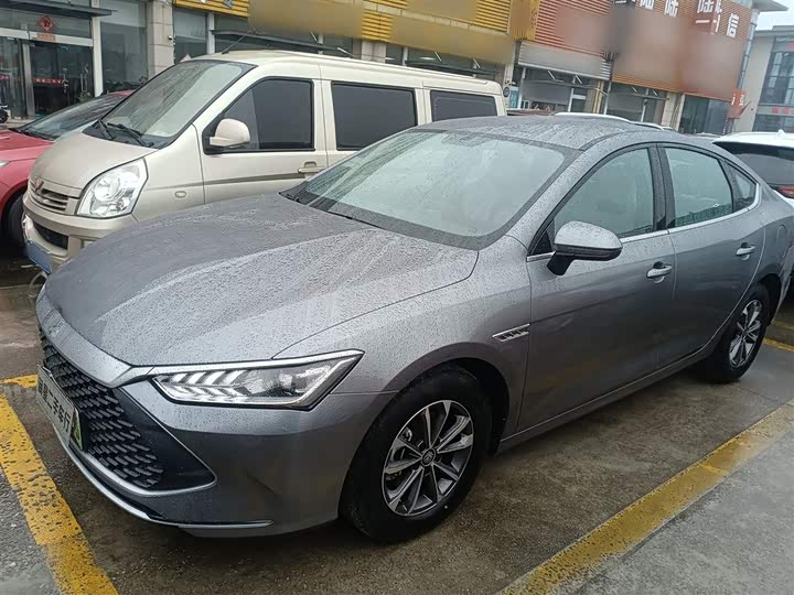 Фото 2 - BYD Qin Plus