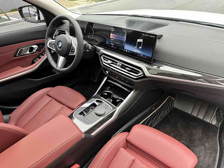 Фото 9 - BMW 3 Series