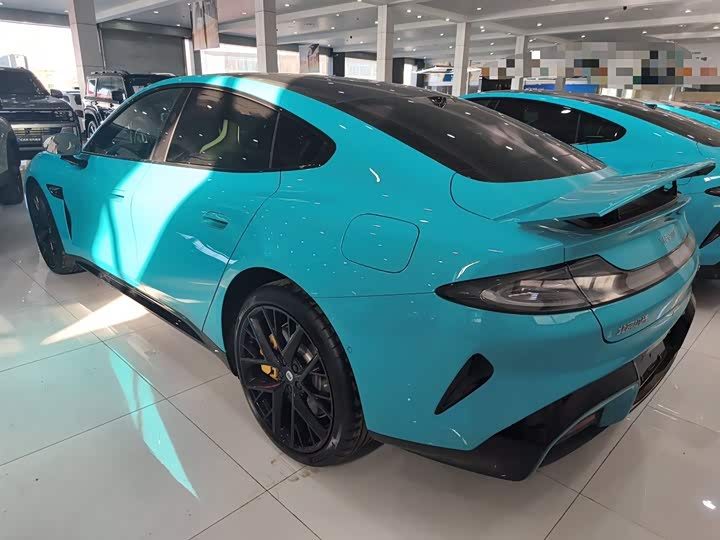 Фото 5 - Xiaomi SU7