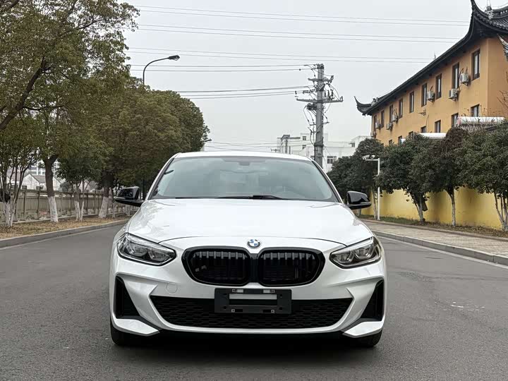 Фото 1 - BMW 1 Series