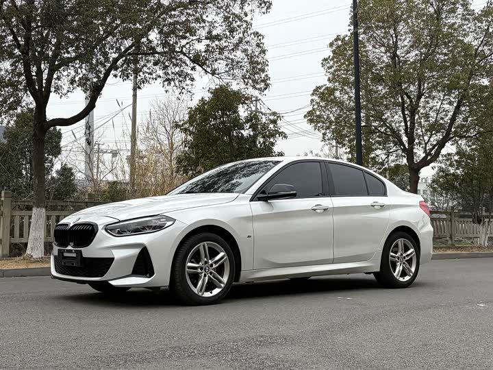 Фото 3 - BMW 1 Series