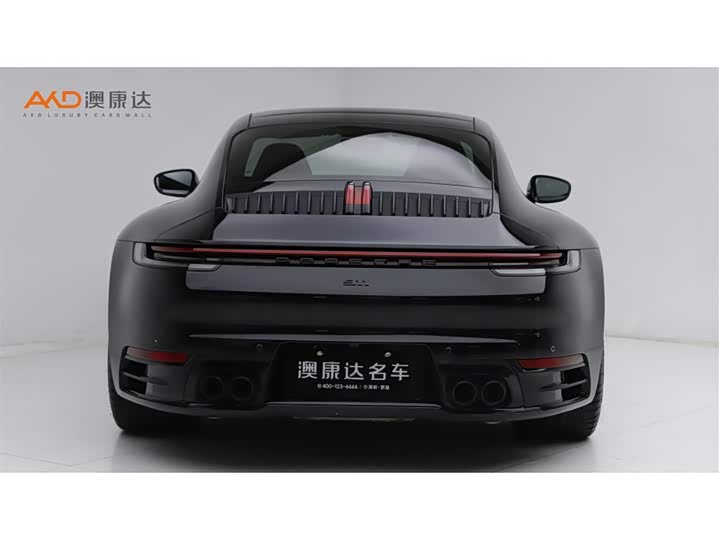 Фото 4 - Porsche 911